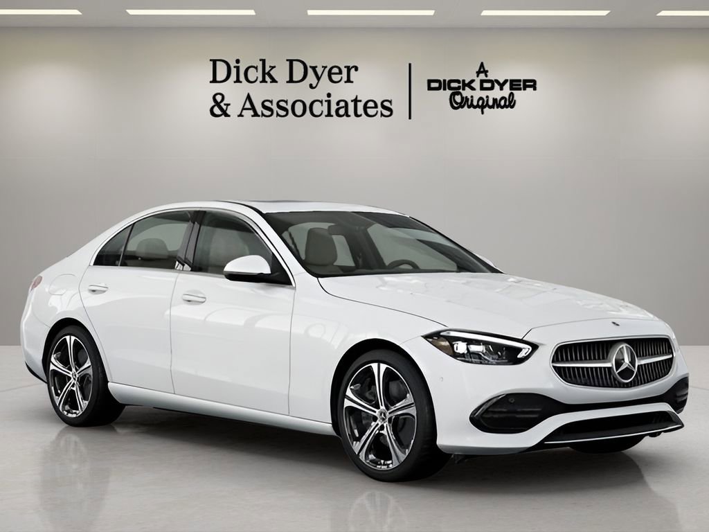 Used 2025 Mercedes-Benz C 300 Sedan image 37