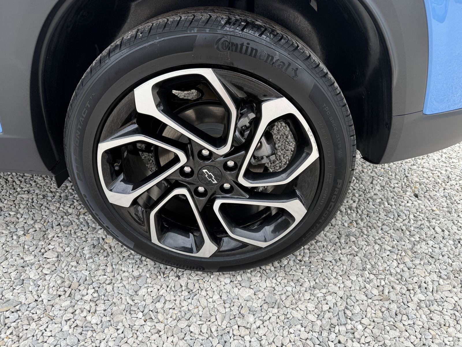 Used 2024 Chevrolet Trax RS w/ Driver Confidence Package image 8