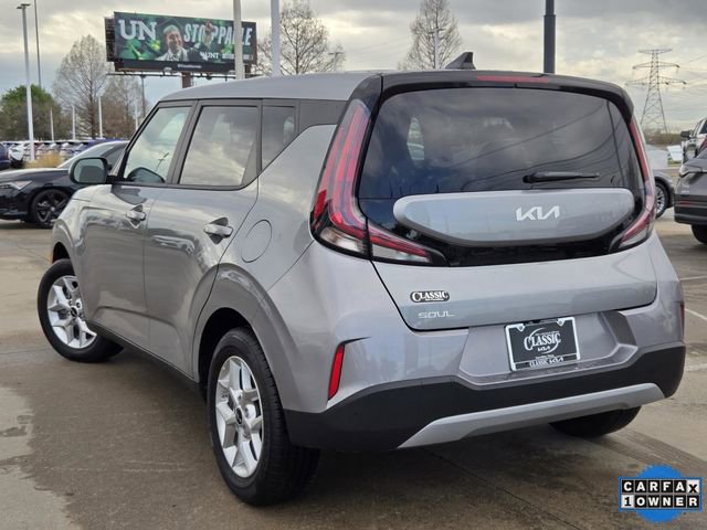 Certified 2025 Kia Soul S image 4