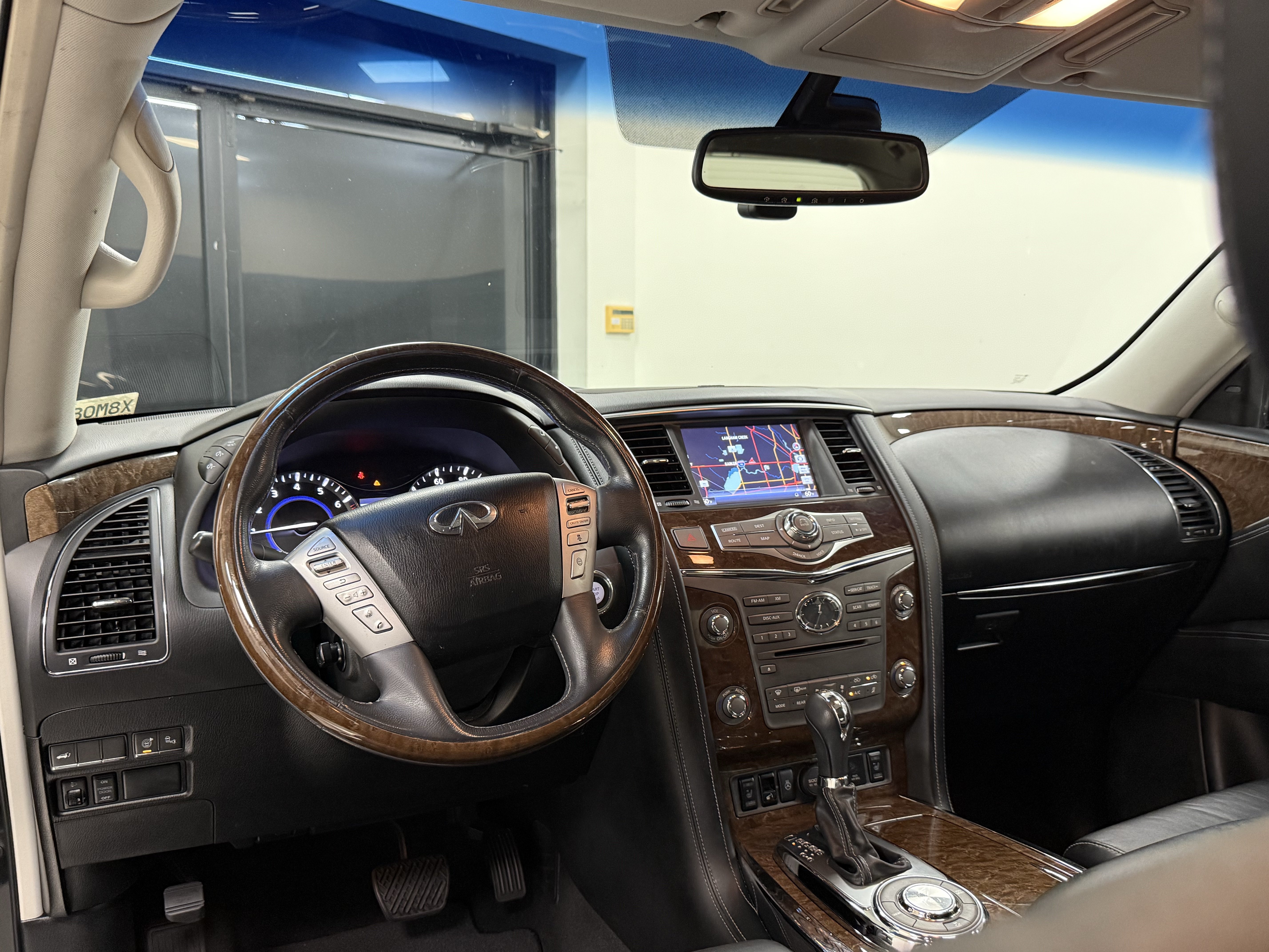 Used 2016 INFINITI QX80 2WD w/ 22" Wheel Package image 19