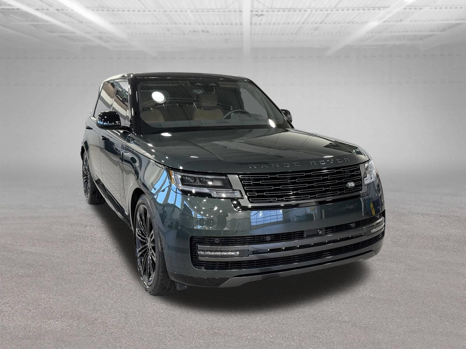 Used 2026 Land Rover Range Rover Long Wheelbase SE AWD/4WD image 11
