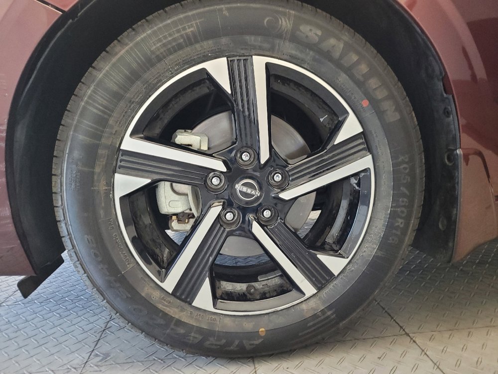 Used 2024 Nissan Sentra SV image 31