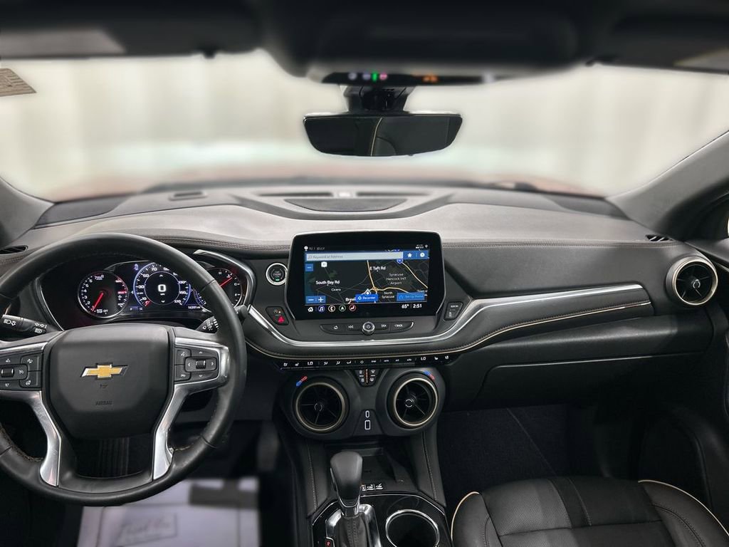 Certified 2025 Chevrolet Blazer Premier w/ Driver Confidence II Package image 19