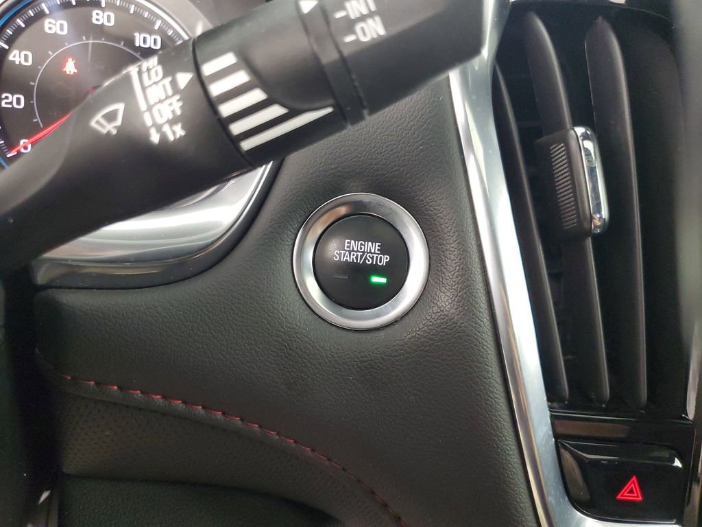 Used 2023 Chevrolet Traverse RS image 22