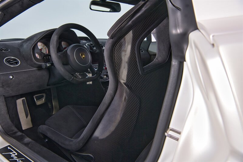 Used 2012 Lamborghini Gallardo LP 570-4 Performante AWD/4WD image 24