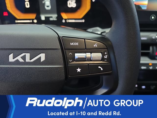 Used 2025 Kia K4 FWD image 16