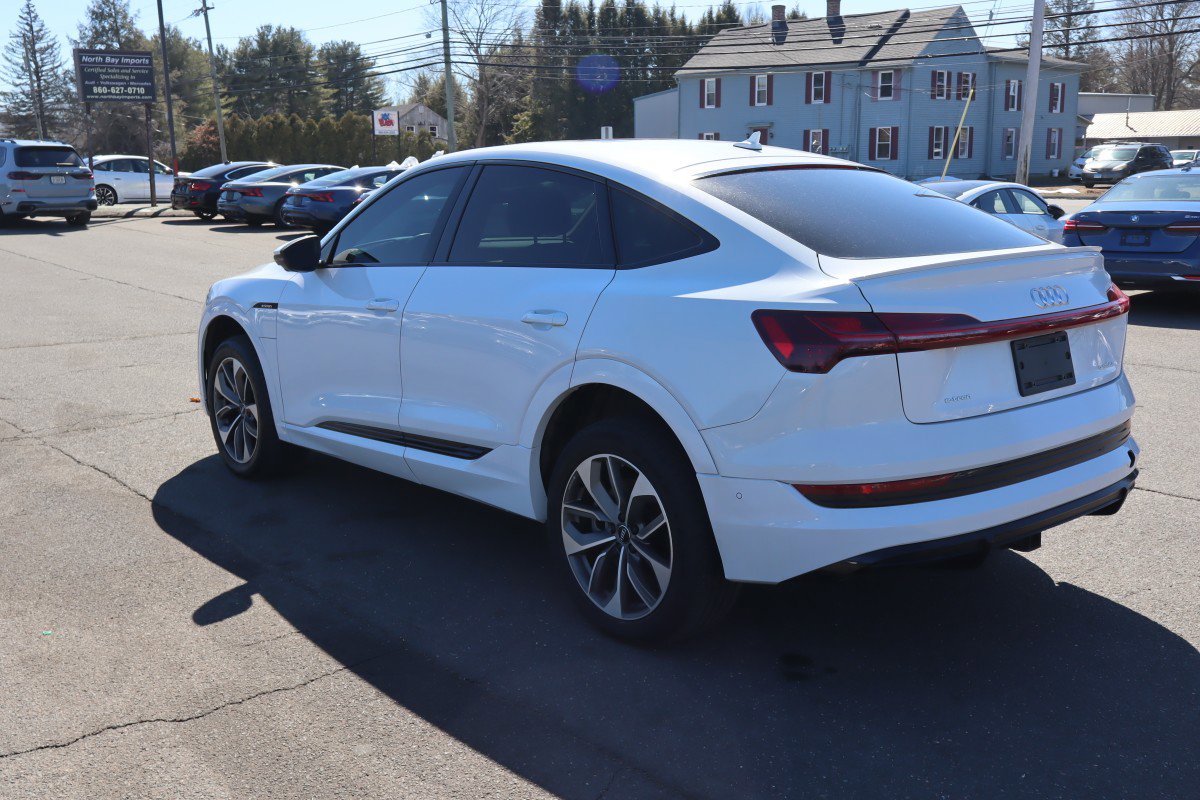 Used 2021 Audi e-tron Premium Plus w/ Premium Plus Package AWD/4WD image 7