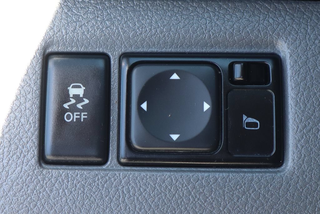 Used 2020 Nissan NV200 SV w/ Sliding Glass Door Package FWD image 24