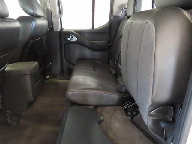 Used 2017 Nissan Frontier PRO-4X w/ Pro-4x Luxury Package image 32