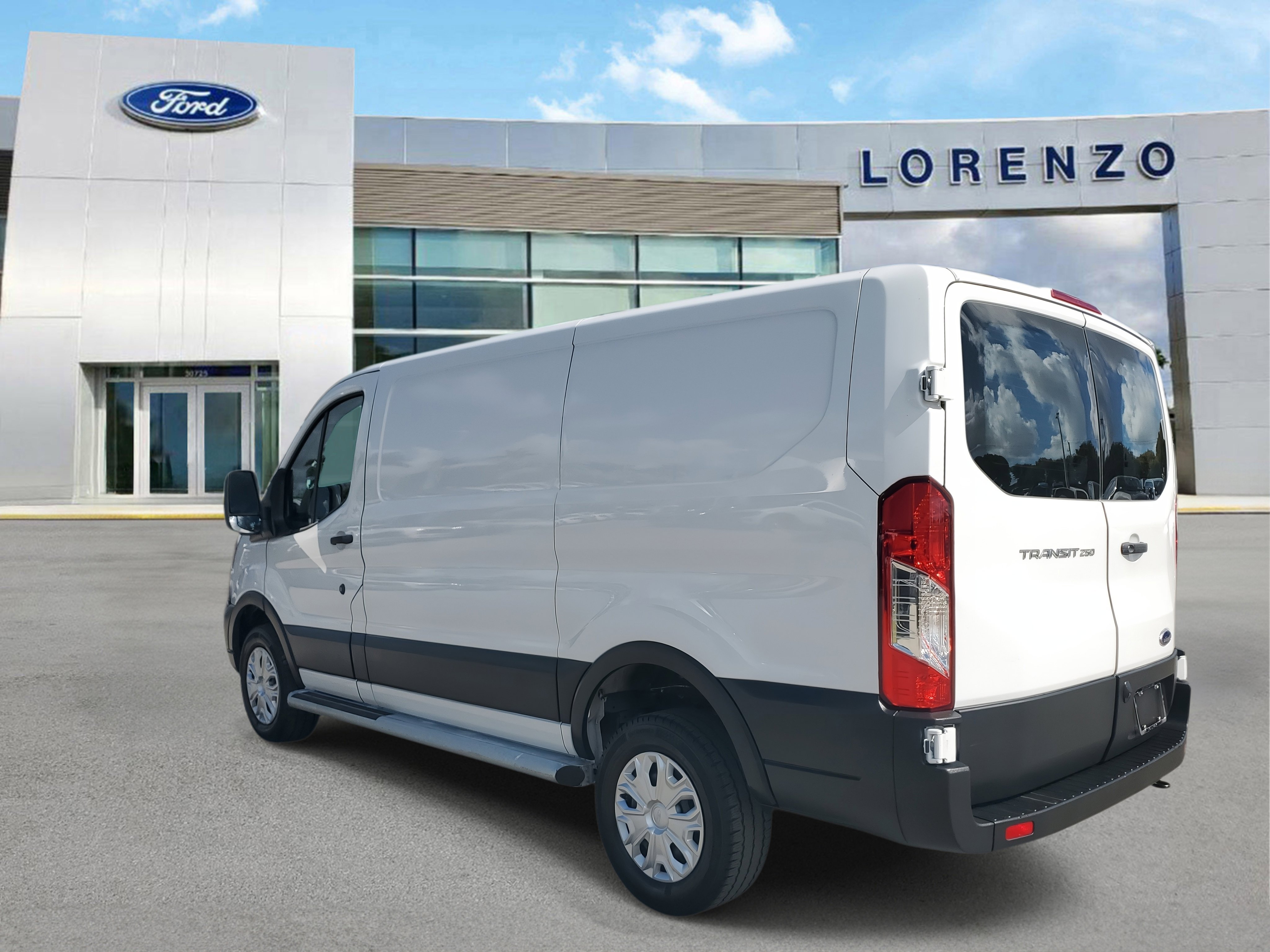 Used 2024 Ford Transit 250 Low Roof w/ Exterior Upgrade Package image 7