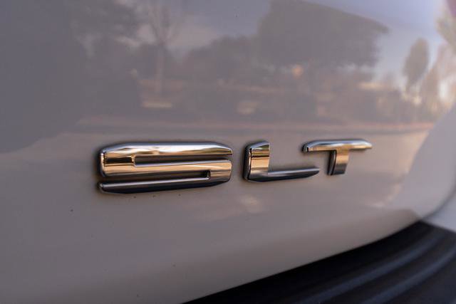 Used 2023 GMC Yukon XL SLT image 43