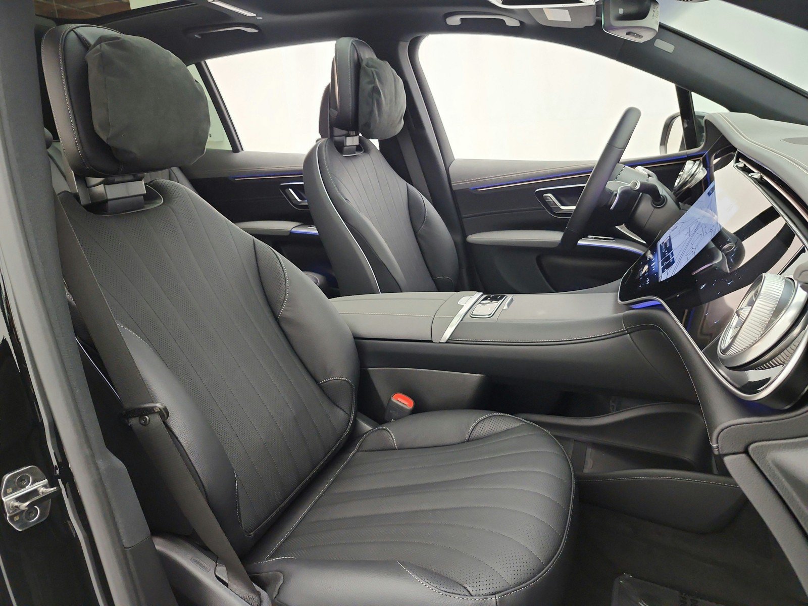 New 2026 Mercedes-Benz EQS 400 4MATIC SUV image 13