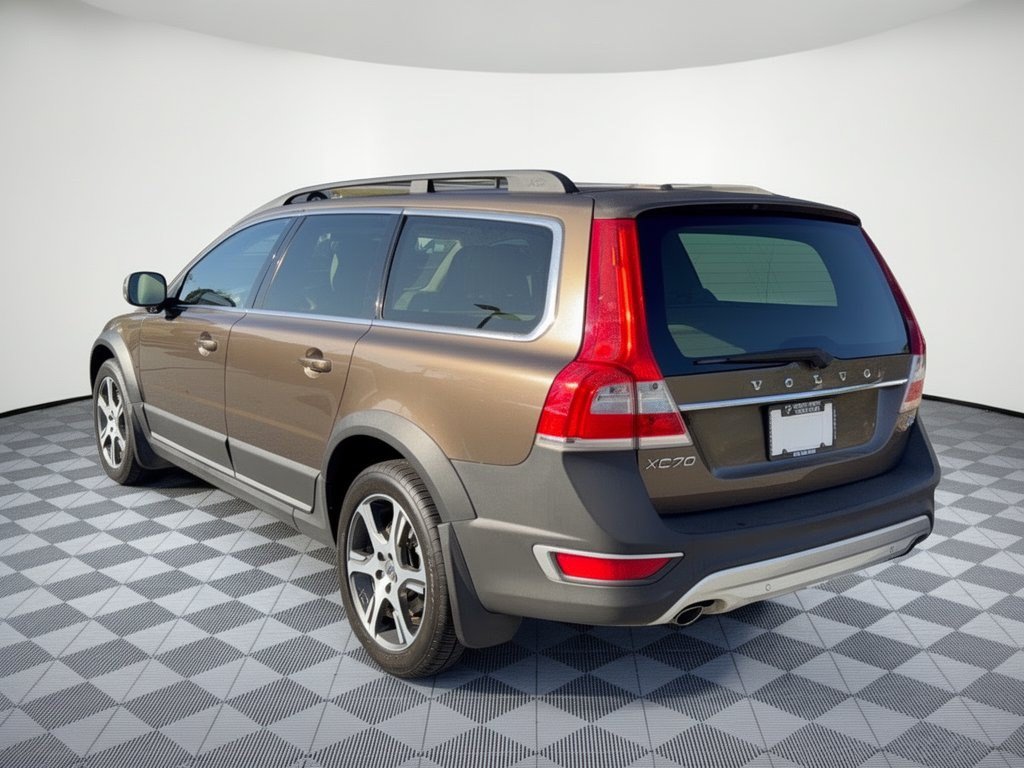 Used 2015 Volvo XC70 T5 Premier Plus FWD image 3