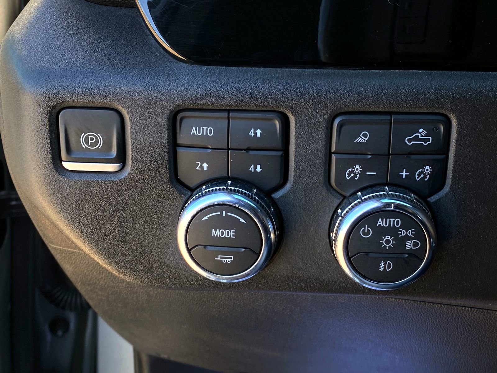 Used 2023 GMC Sierra 1500 SLT AWD/4WD image 27