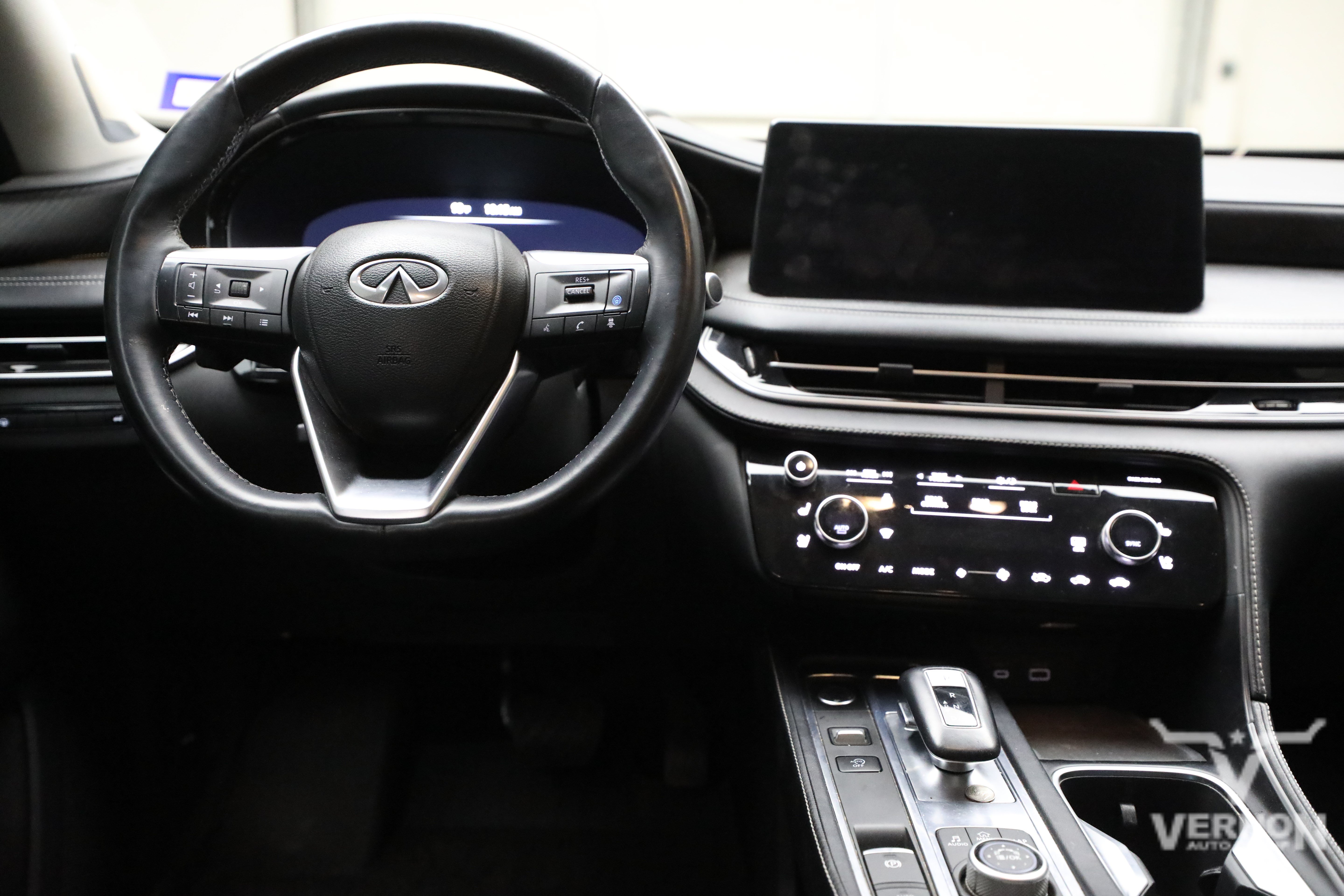 Used 2023 INFINITI QX60 Sensory w/ Cargo Package AWD/4WD image 8