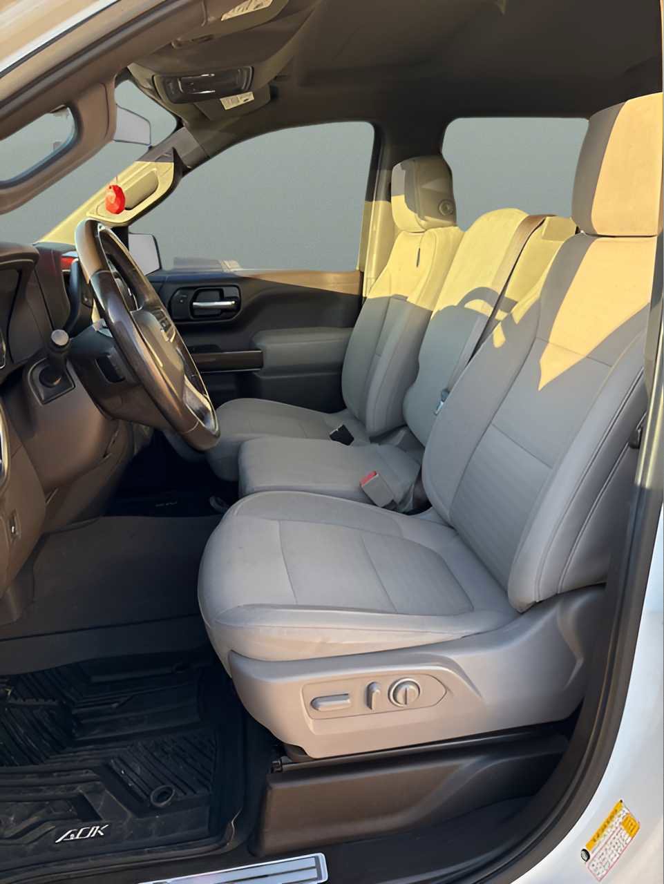 Used 2019 Chevrolet Silverado 1500 LT w/ All-Star Edition image 11