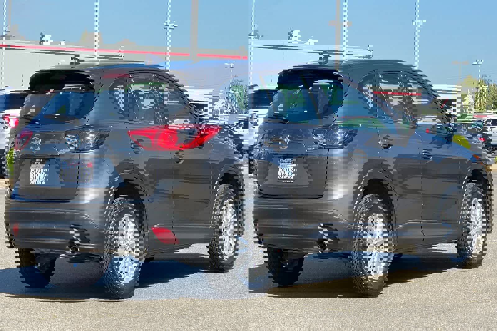 Used 2016 MAZDA CX-5 Sport FWD image 2