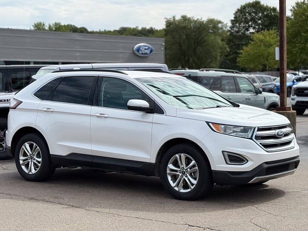 Certified 2018 Ford Edge SEL w/ Equipment Group 201A AWD/4WD image 26