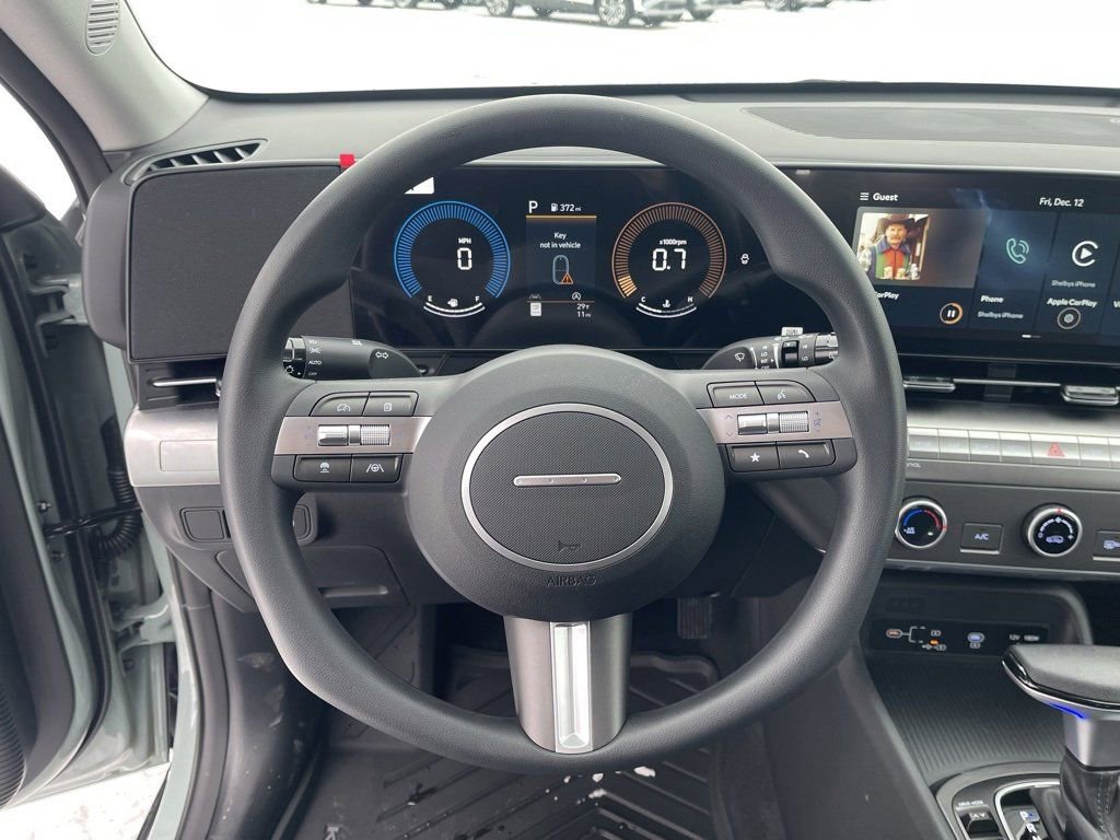 New 2026 Hyundai Kona SE image 6