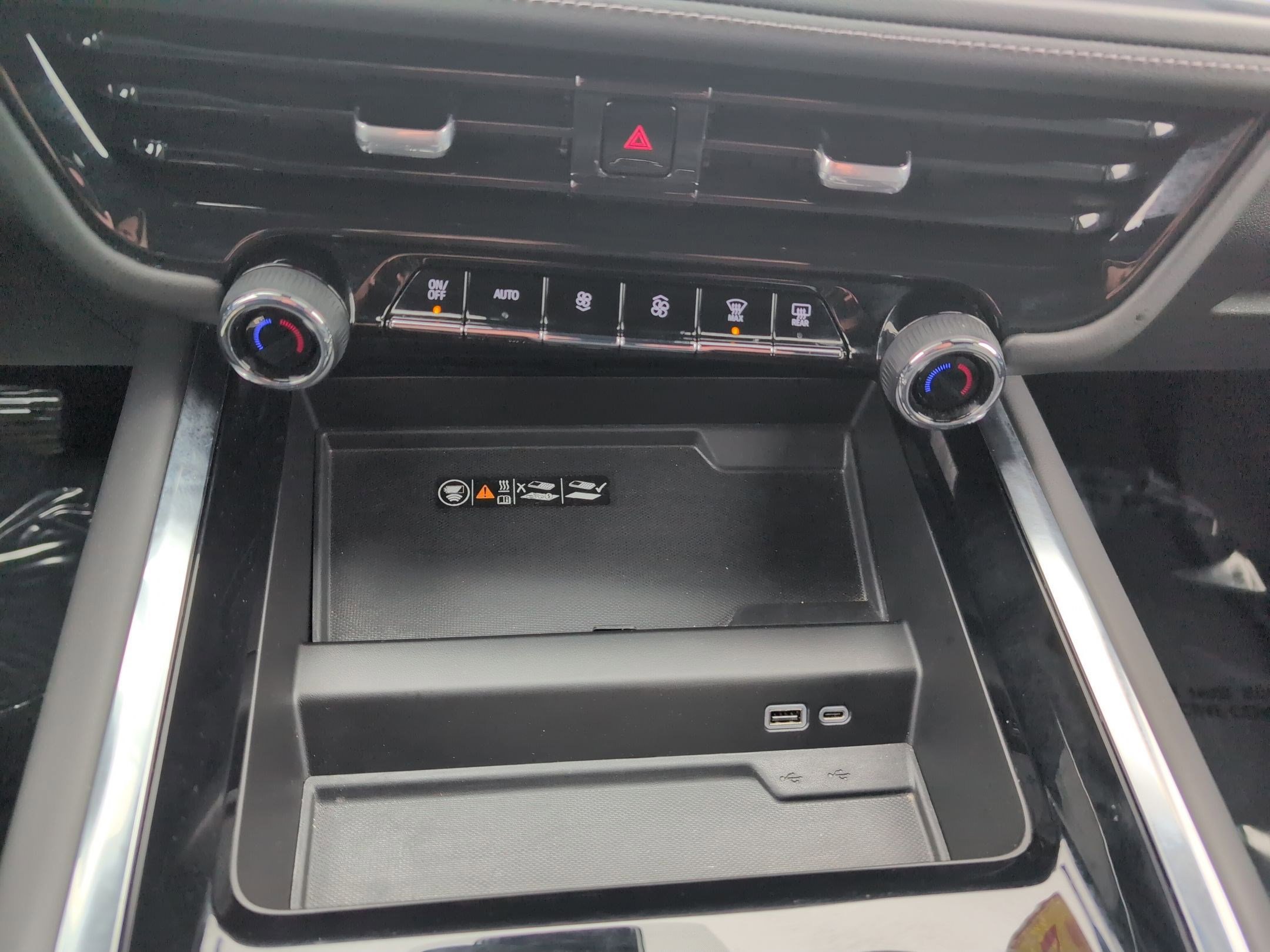 Certified 2025 Chevrolet Tahoe Z71 image 21