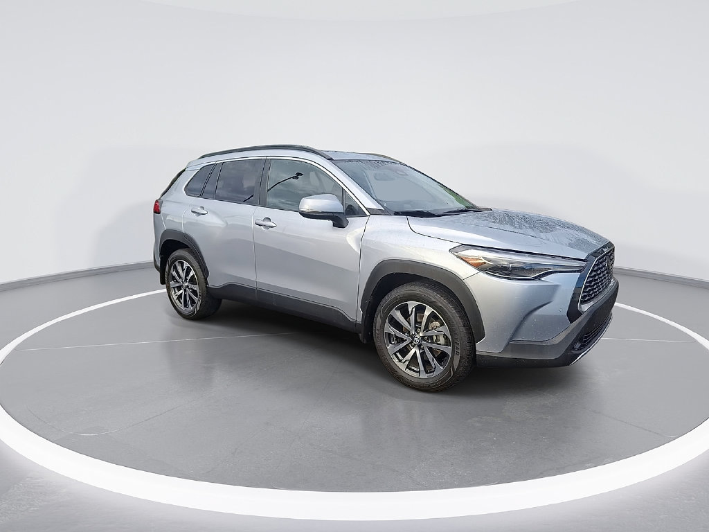 Certified 2023 Toyota Corolla Cross XLE w/ Convenience Package AWD/4WD image 3