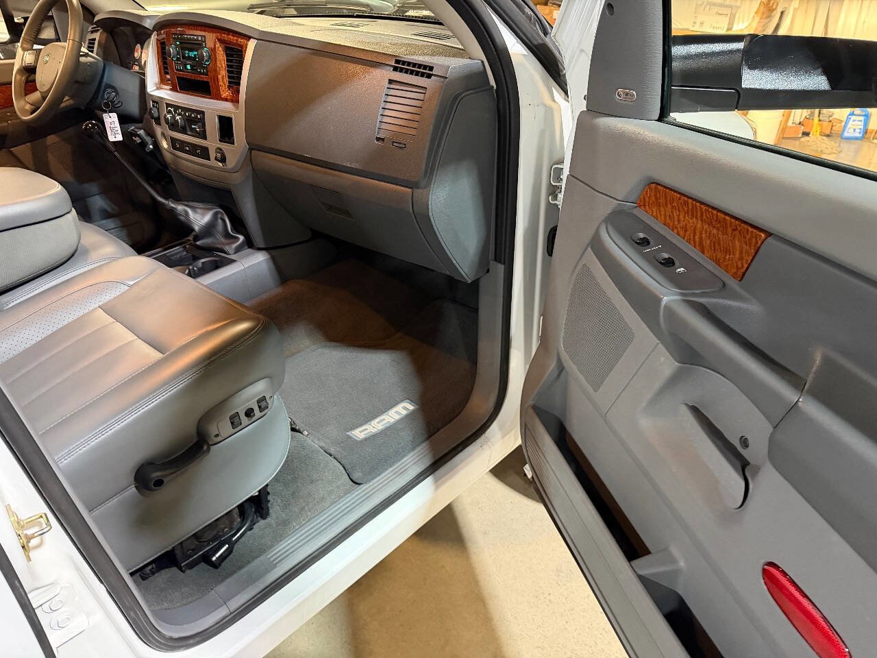 Used 2007 Dodge Ram 3500 Truck Laramie image 50