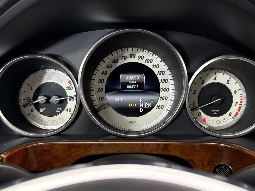 Used 2014 Mercedes-Benz E 350 4MATIC Sedan image 33