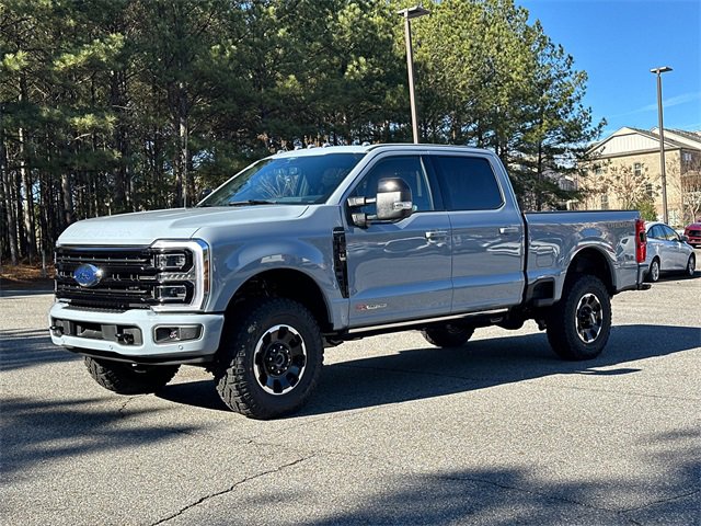 New 2026 Ford F350 Platinum w/ Tremor Off-Road Package image 3