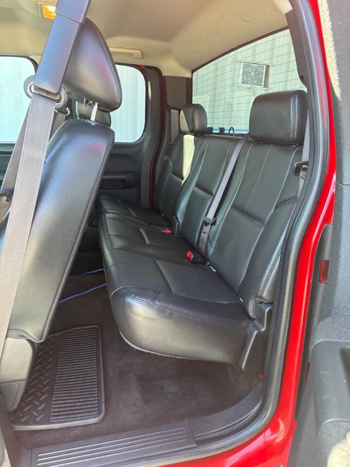 Used 2012 Chevrolet Silverado 1500 LTZ w/ LTZ Plus Package AWD/4WD image 9