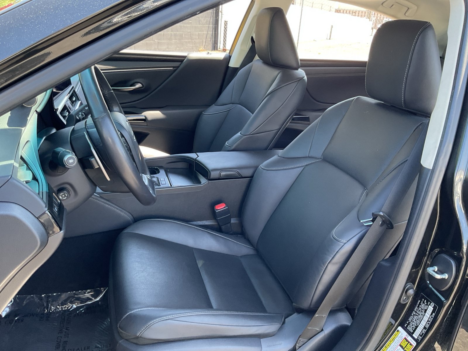 Used 2024 Lexus ES 300h w/ Premium Package FWD image 18