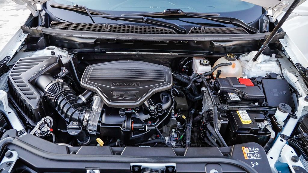 Used 2024 Cadillac XT5 Premium Luxury image 32