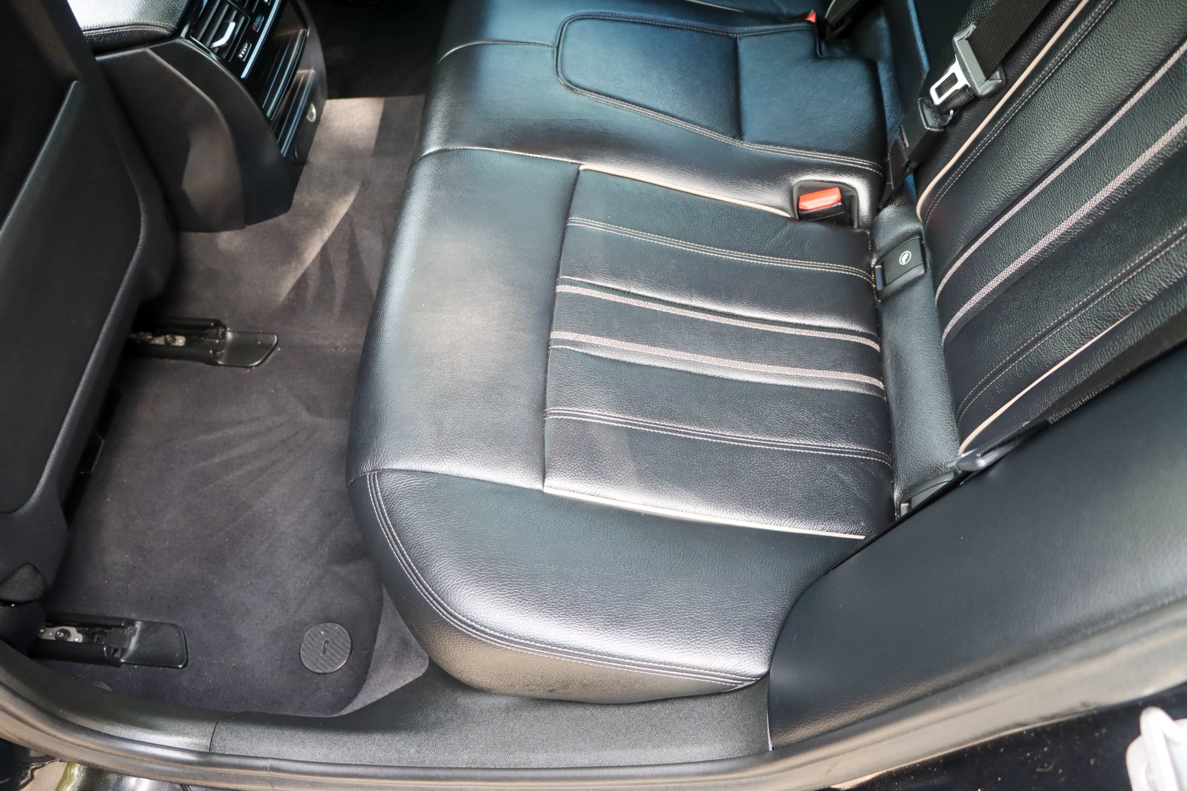 Used 2018 BMW 540i w/ Premium Package RWD image 18