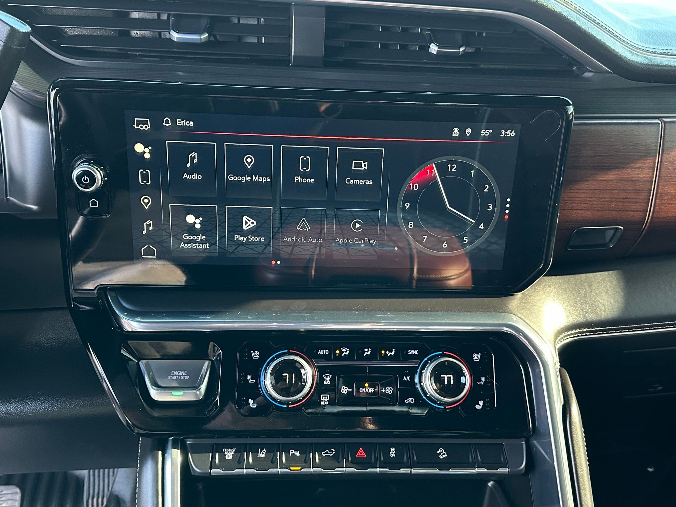 Used 2024 GMC Sierra 2500 Denali Ultimate w/ Max Trailering Package image 15