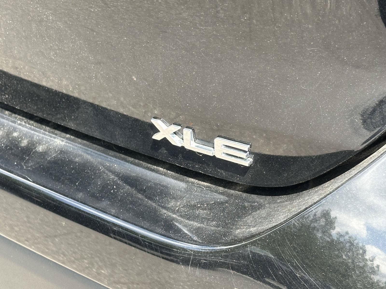 Used 2025 Toyota Highlander XLE FWD image 10