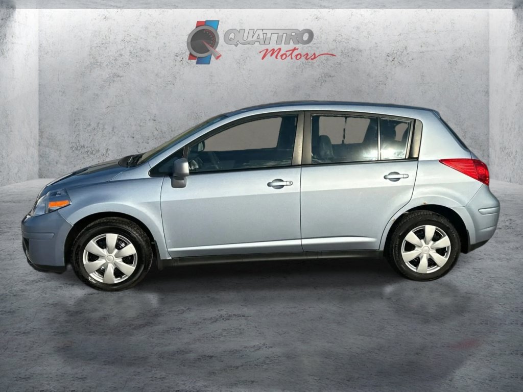 Used 2011 Nissan Versa 1.8 S w/ Plus Pkg FWD image 2