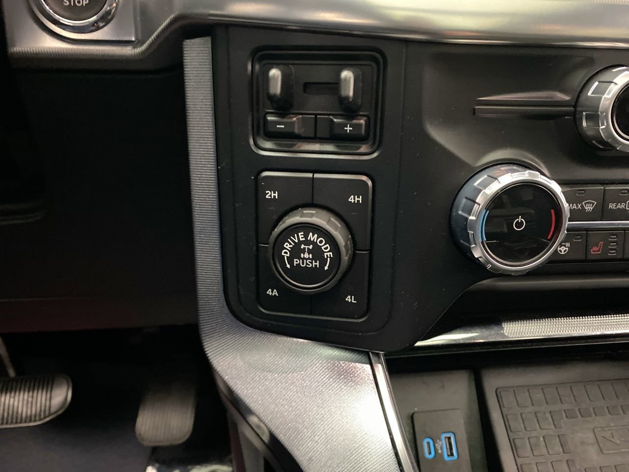 Used 2022 Ford F150 Raptor w/ Raptor 37 Performance Package AWD/4WD image 20