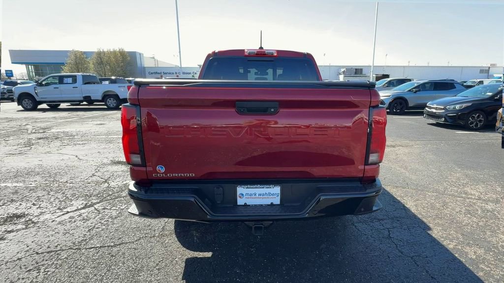 Used 2024 Chevrolet Colorado Z71 w/ Z71 Convenience Package 2 image 7