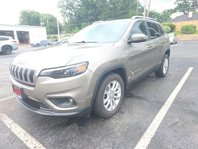 Used 2019 Jeep Cherokee Latitude w/ Popular Appearance Group FWD video 1