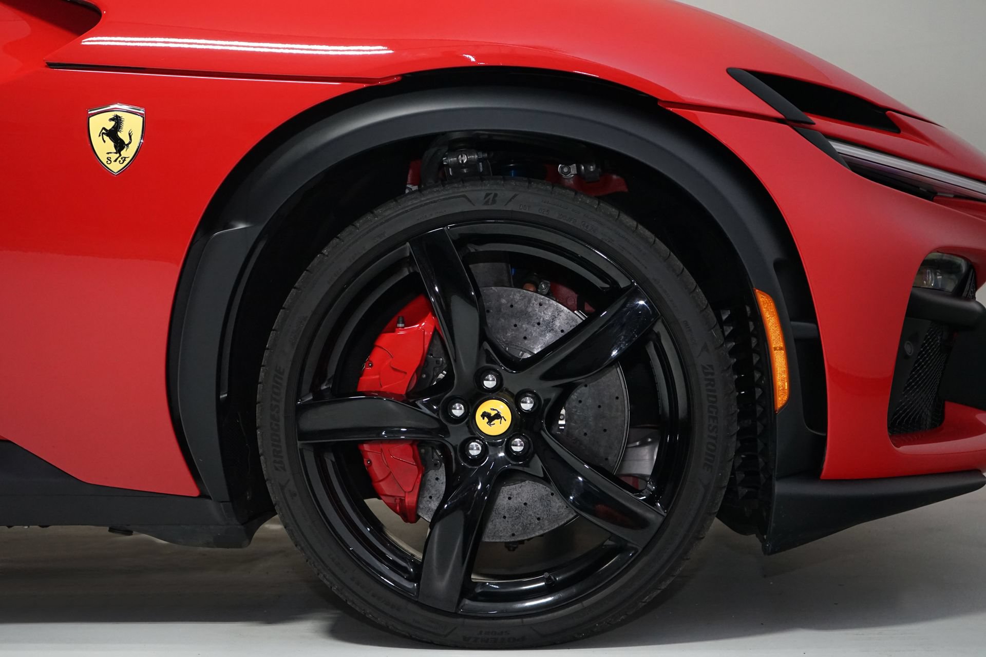 Used 2025 Ferrari Purosangue AWD/4WD image 34