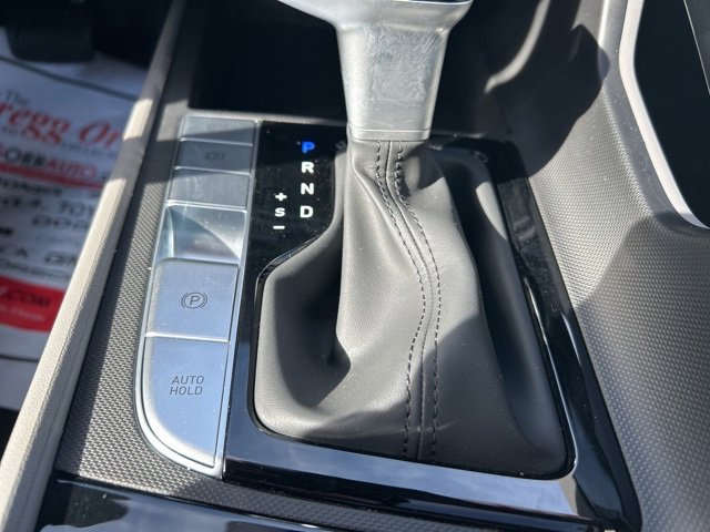 Used 2025 Hyundai Elantra SEL image 28