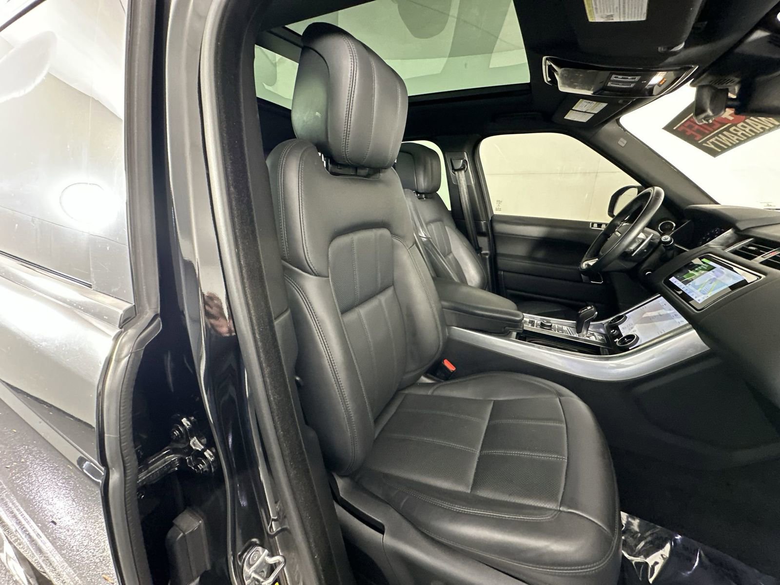 Used 2019 Land Rover Range Rover Sport Supercharged image 27