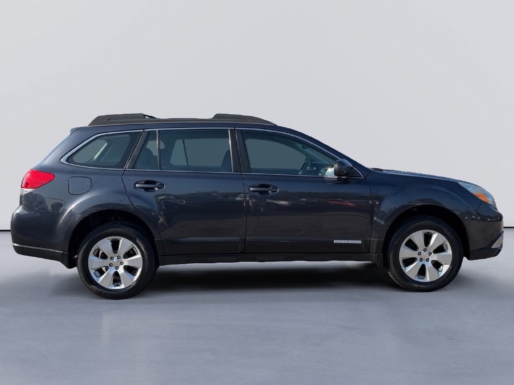 Used 2012 Subaru Outback 2.5i w/ Alloy Wheel Pkg AWD/4WD image 2