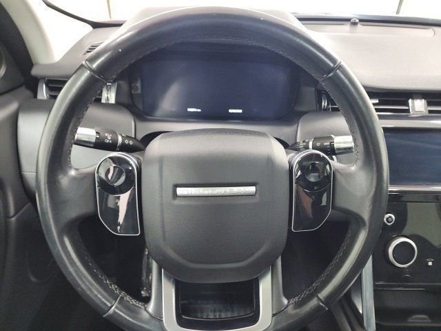 Used 2020 Land Rover Discovery Sport SE image 27