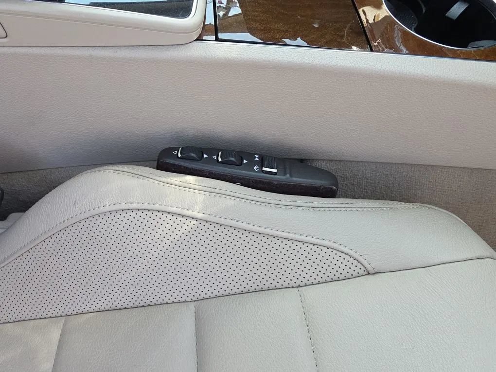 Used 2014 Mercedes-Benz E 350 Cabriolet image 29