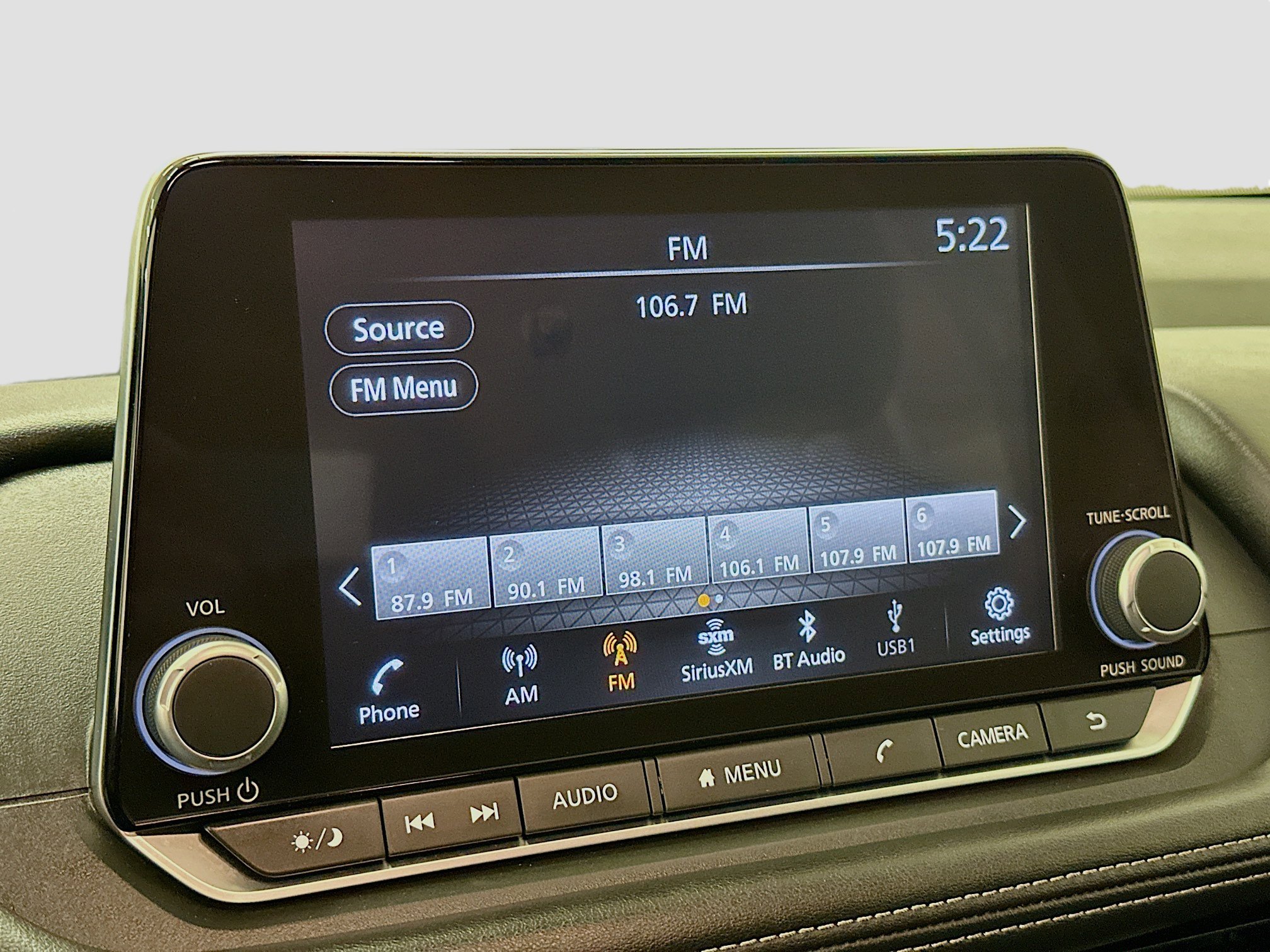 Used 2025 Nissan Rogue SV image 21