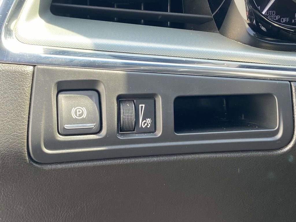 Used 2019 Cadillac XT5 Luxury w/ Sport Package image 30