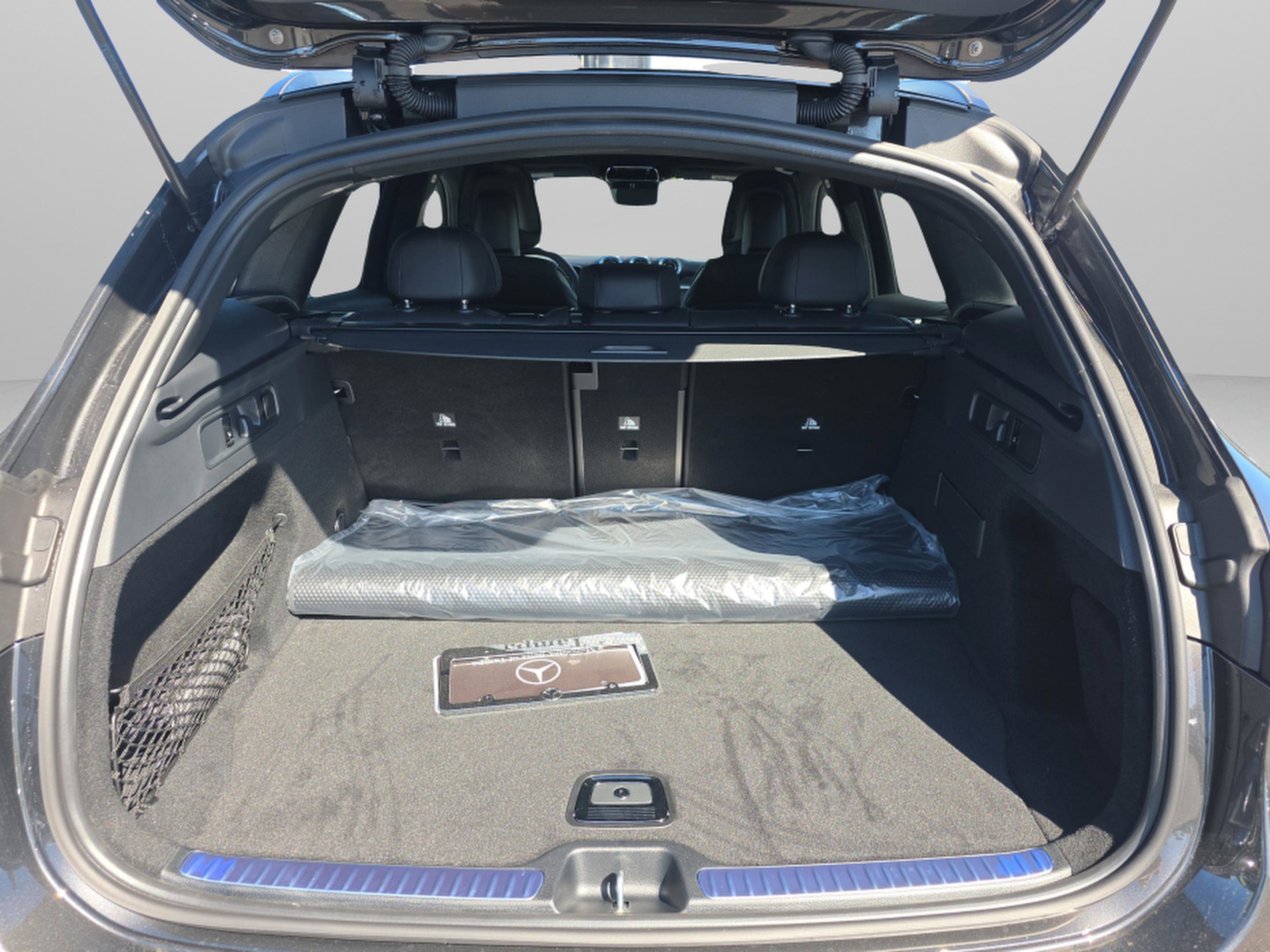 Used 2026 Mercedes-Benz GLC 300 4MATIC image 26