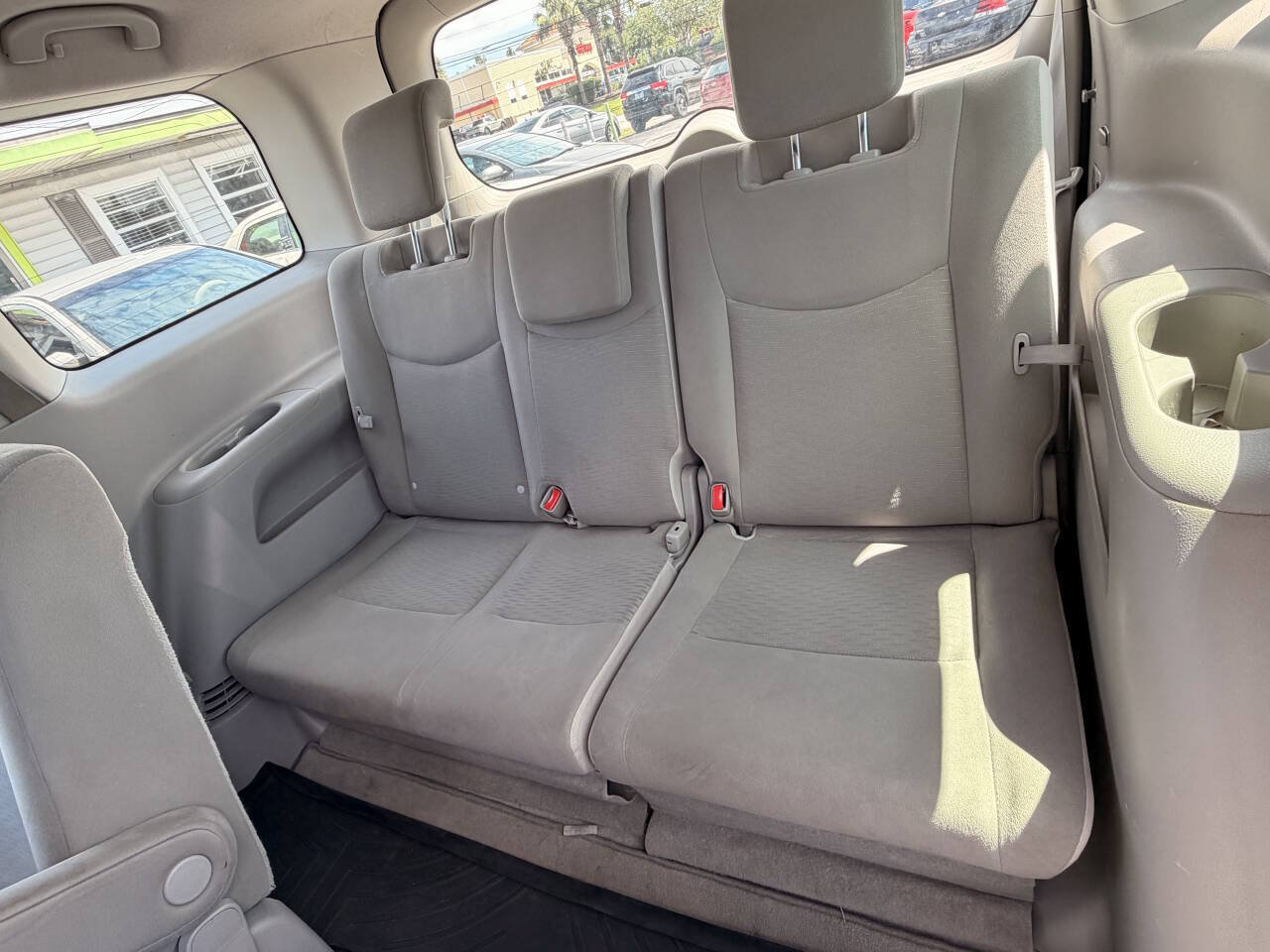Used 2015 Nissan Quest S FWD image 11