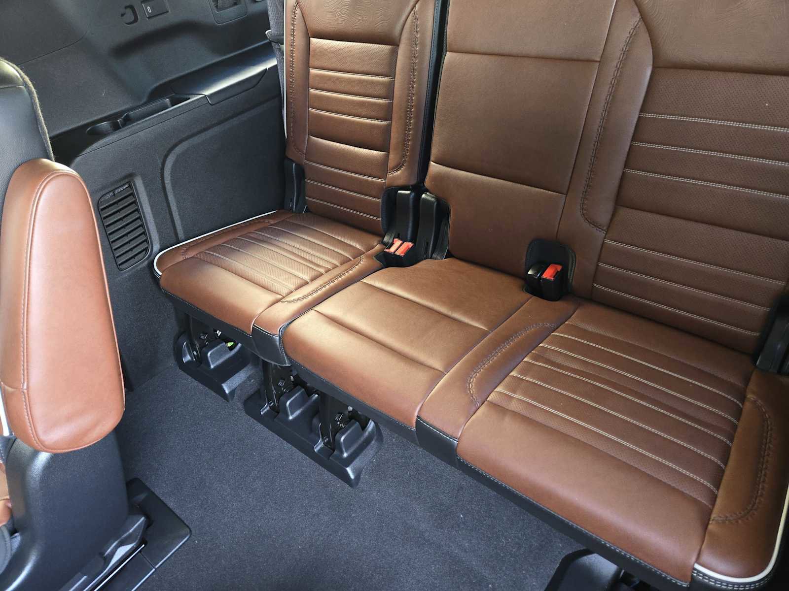 Certified 2023 GMC Yukon XL Denali Ultimate image 30