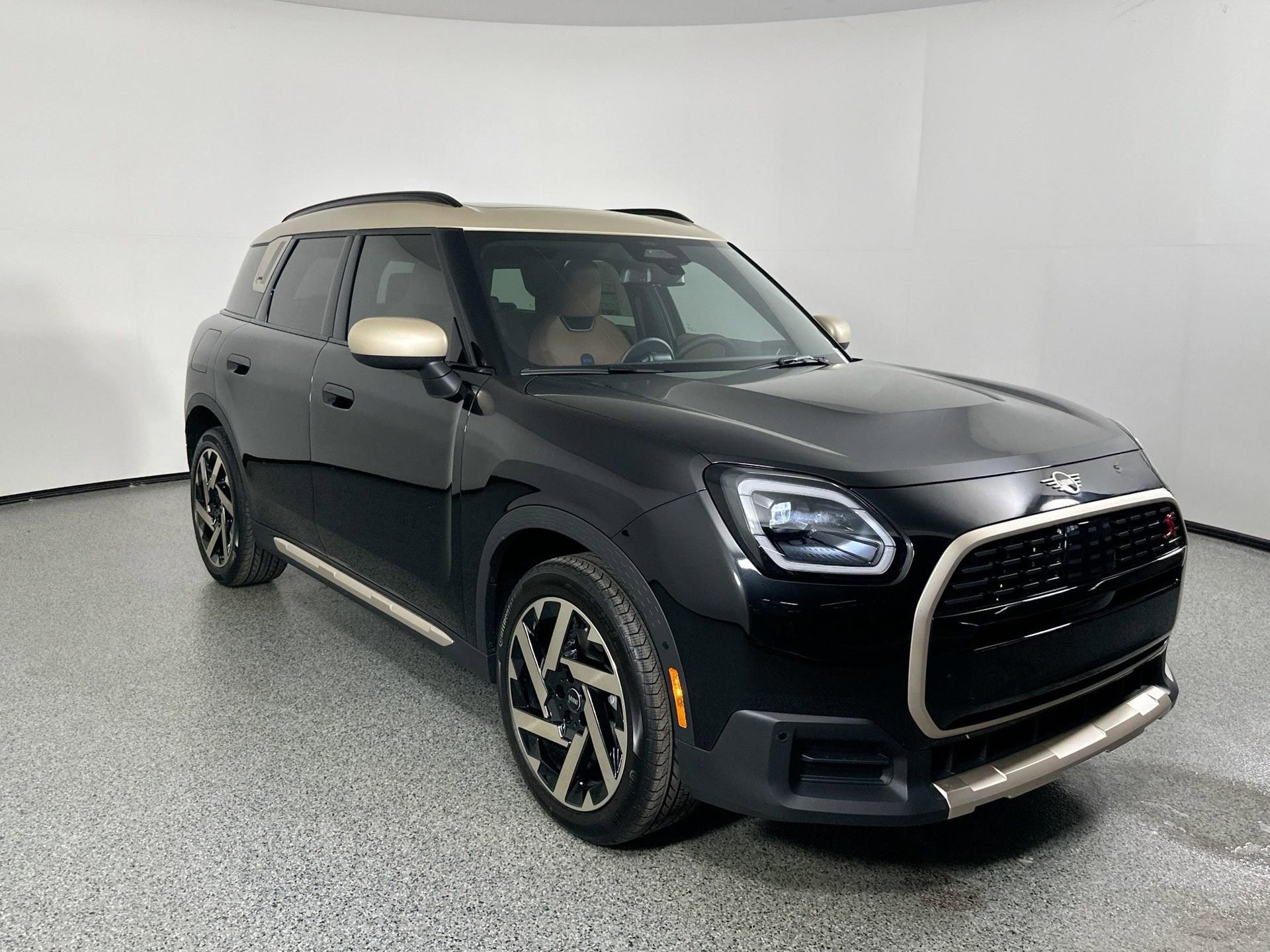 New 2025 MINI Cooper Countryman S image 3